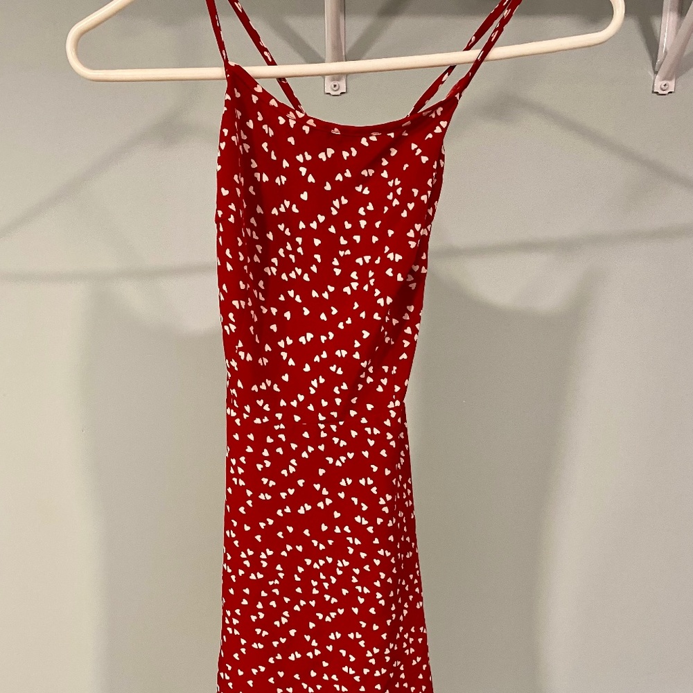 Backless heart dress